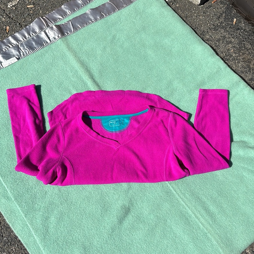 Be Inspired Vibrant Magenta Purple Fleece Long Sleeve Top V-Neck Curved Hem S